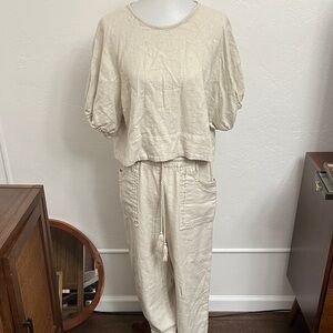 House of Harlow 1960 Beige linen 2 piece matching set